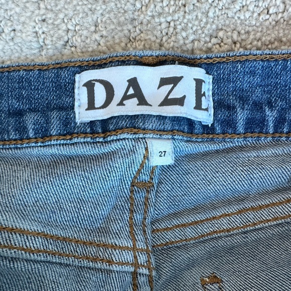 DAZE Just Right Denim Jeans Size 27- perfect condition doesn’t fit - Picture 3 of 5